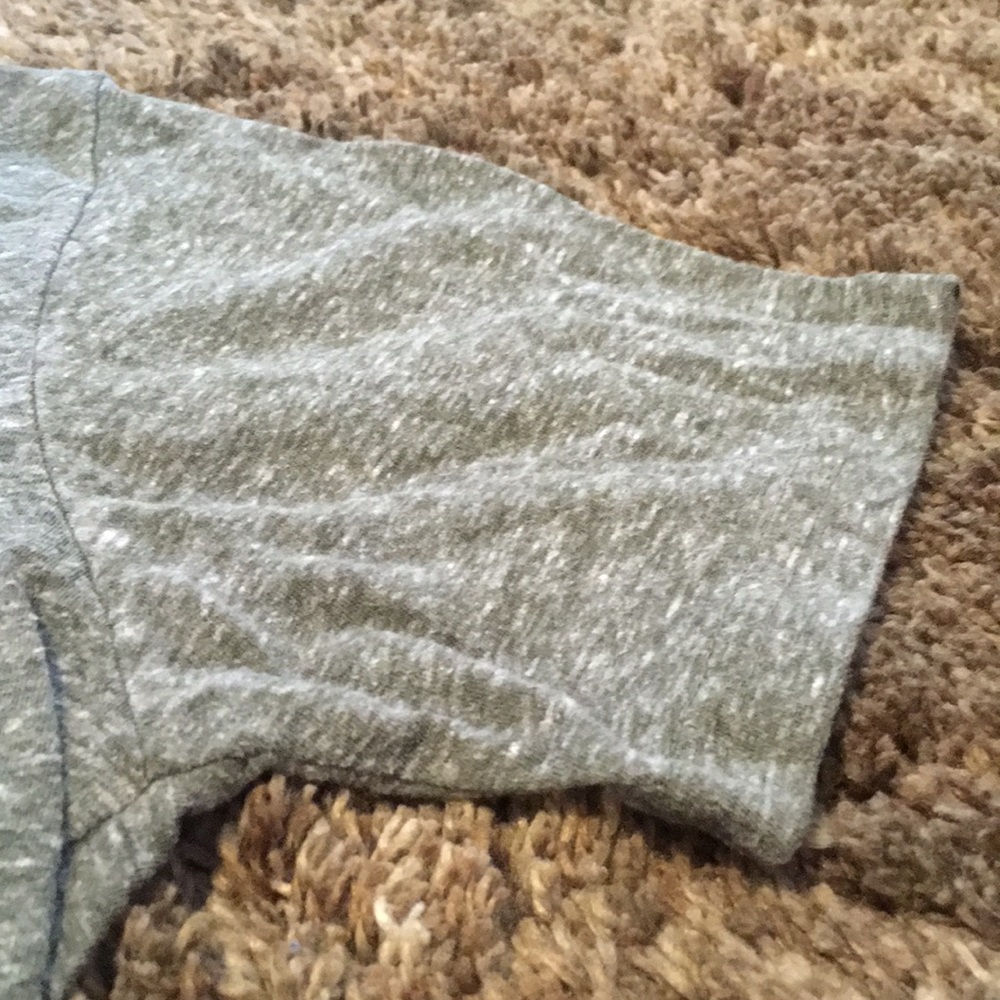 American Rag Tee - Picture 3 of 4